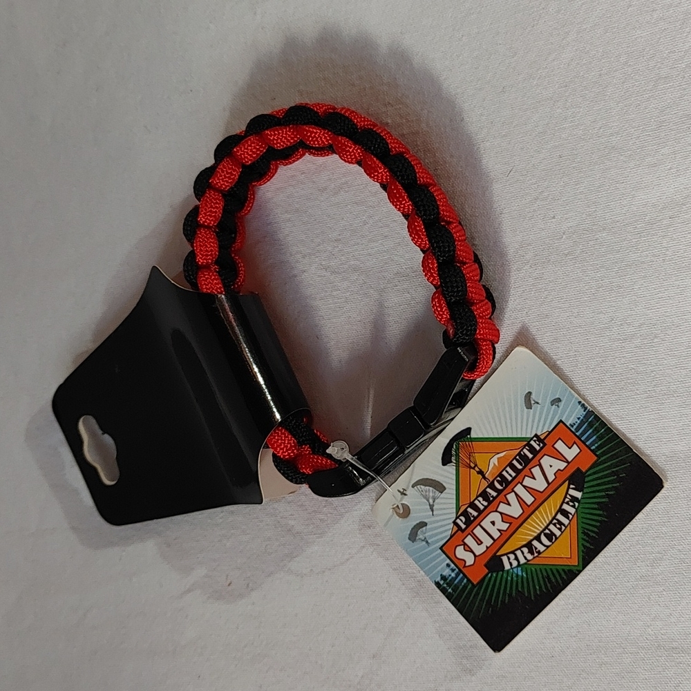 Paracord Survival Bracelet